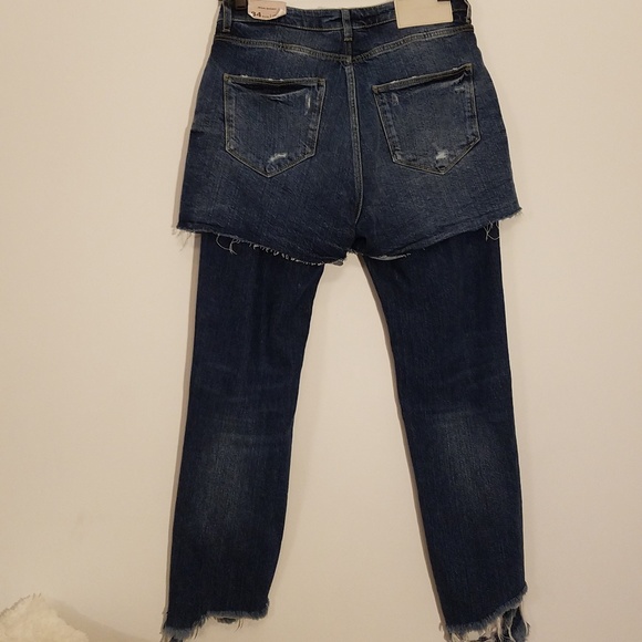 Brand new zara trafaluc Jean'short size 2 - Picture 3 of 6